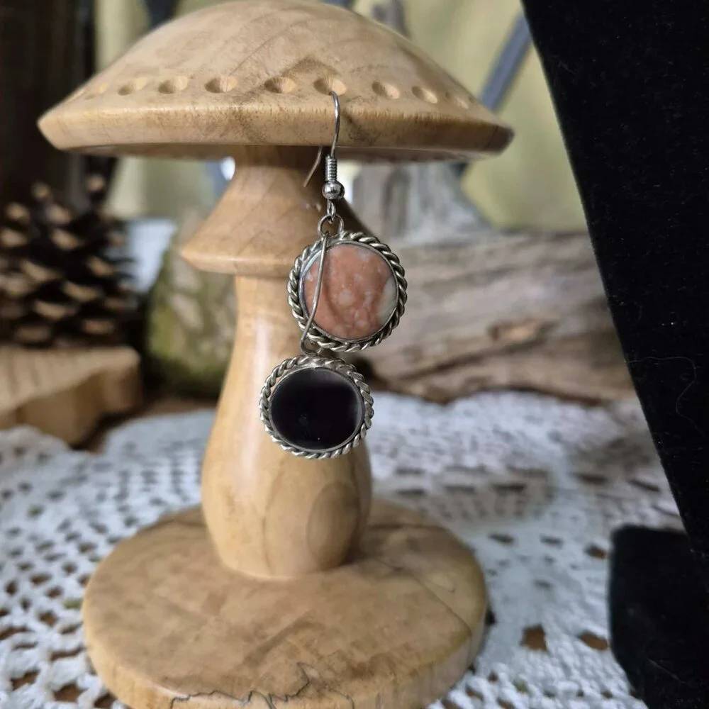 Vintage Pink Natural Stone & Silver Tone Artisan Set - Pendant Bracelet Earrings - Picture 9 of 10